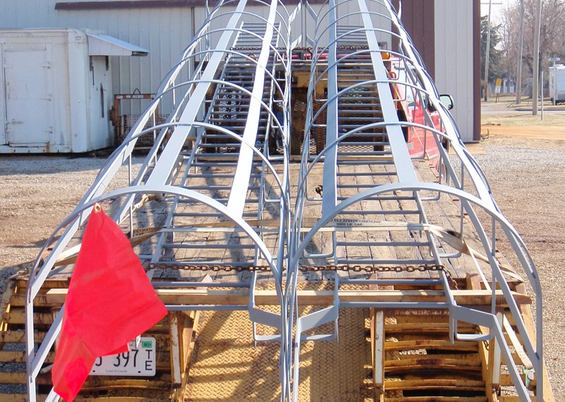 Safety Caged Ladder 35'