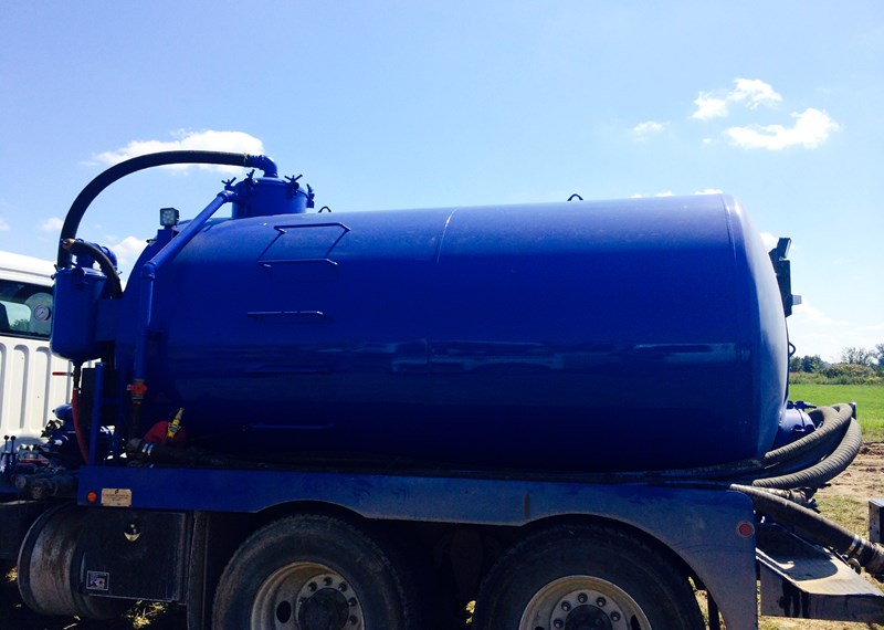 Vacuum Tank 70BBL Truck Mounted